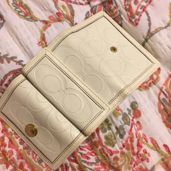 Coach Handbags - Coach Wallet
